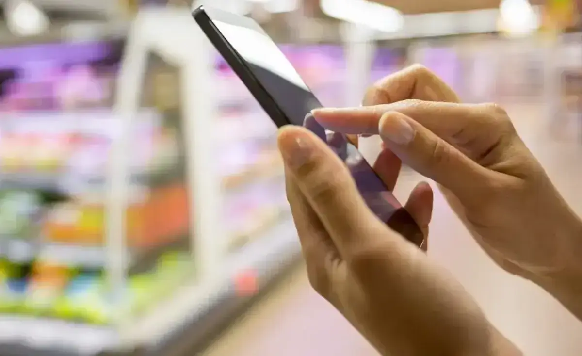 free-apps-to-track-someones-phone-without-them-knowing